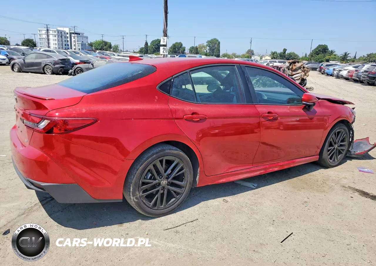 2025 Toyota Camry Se VIN:4T1DAACK0SU176362 - 3