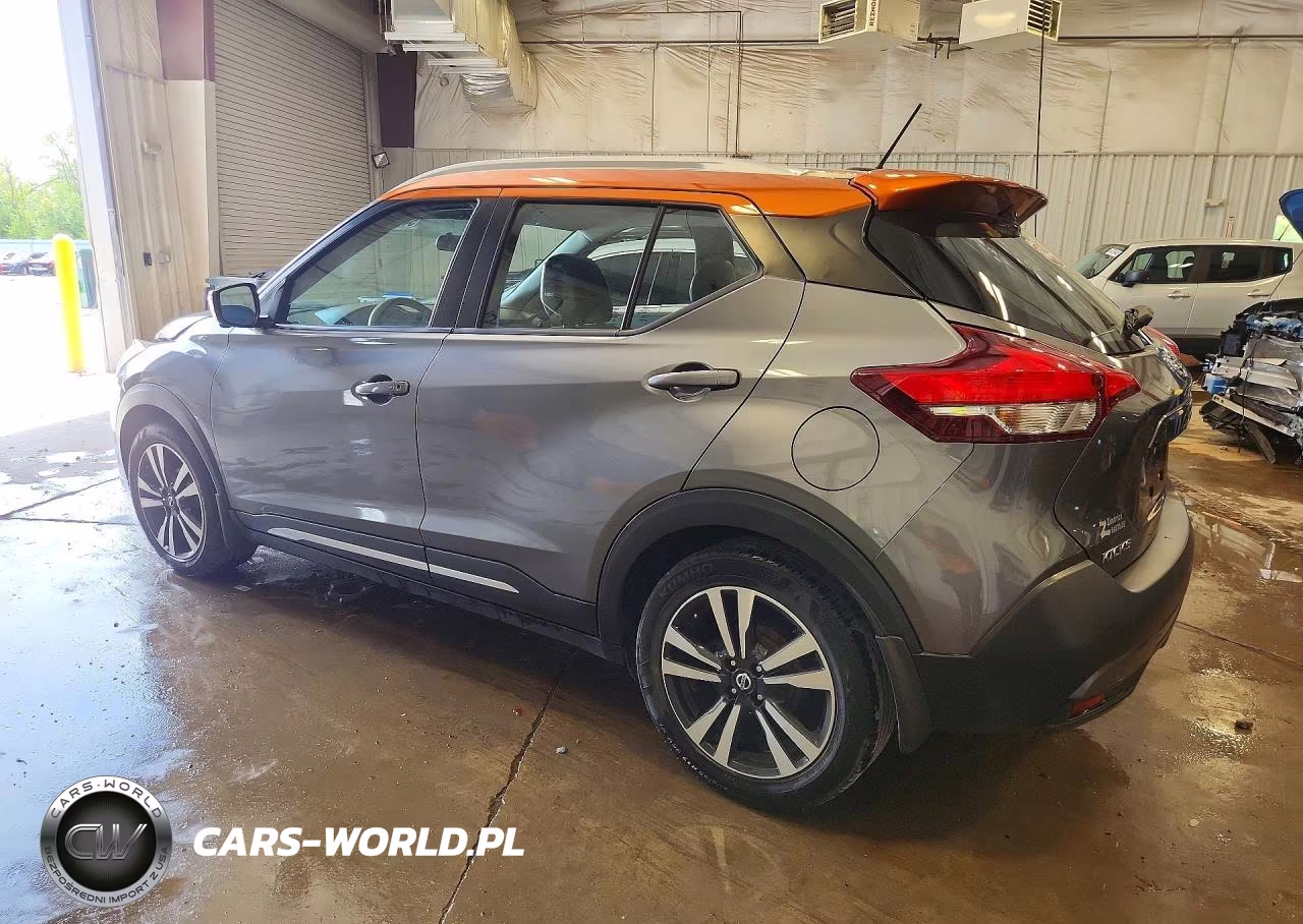 2018 Nissan Kicks Sr VIN:3N1CP5CU7JL526489 - 2