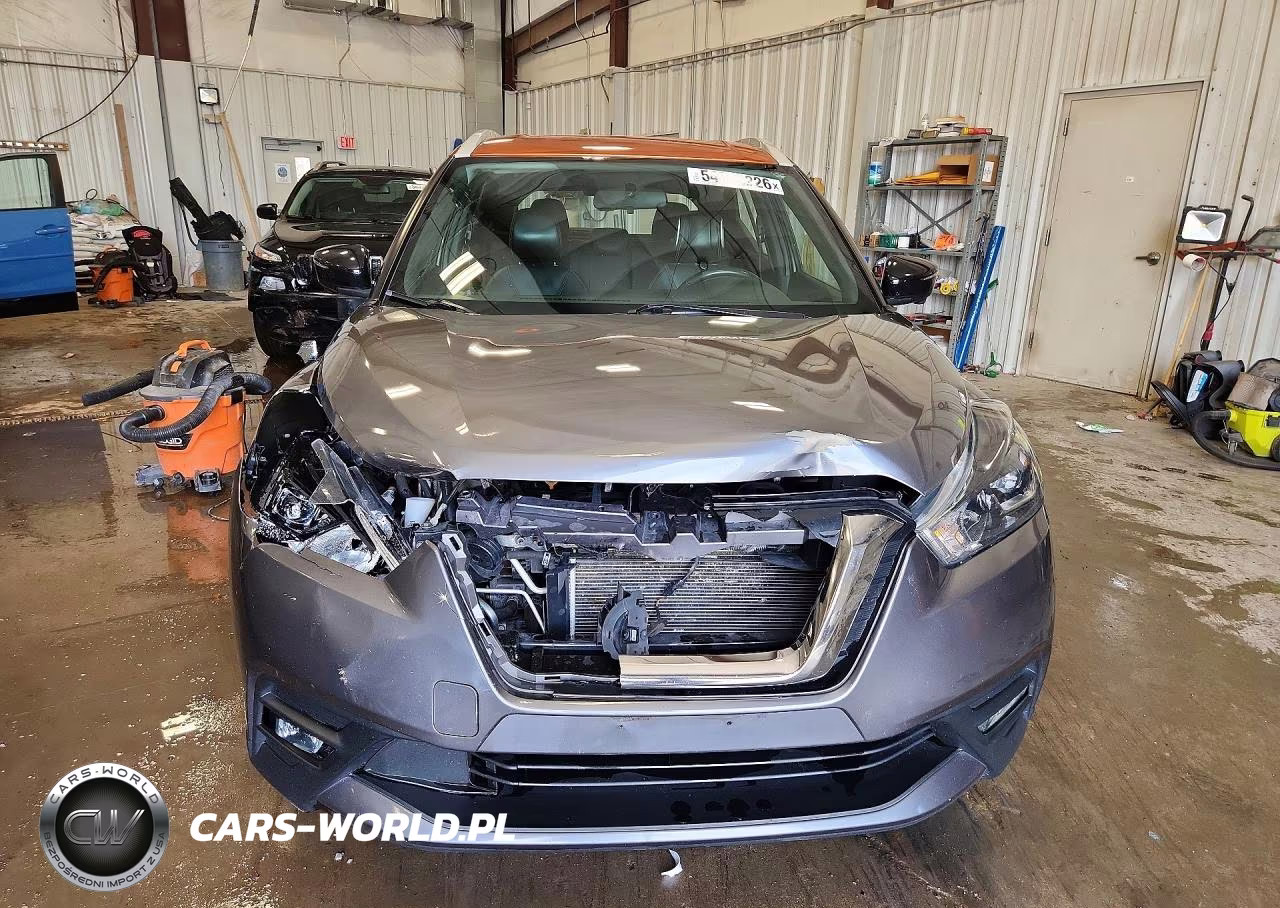 2018 Nissan Kicks Sr VIN:3N1CP5CU7JL526489 - 5