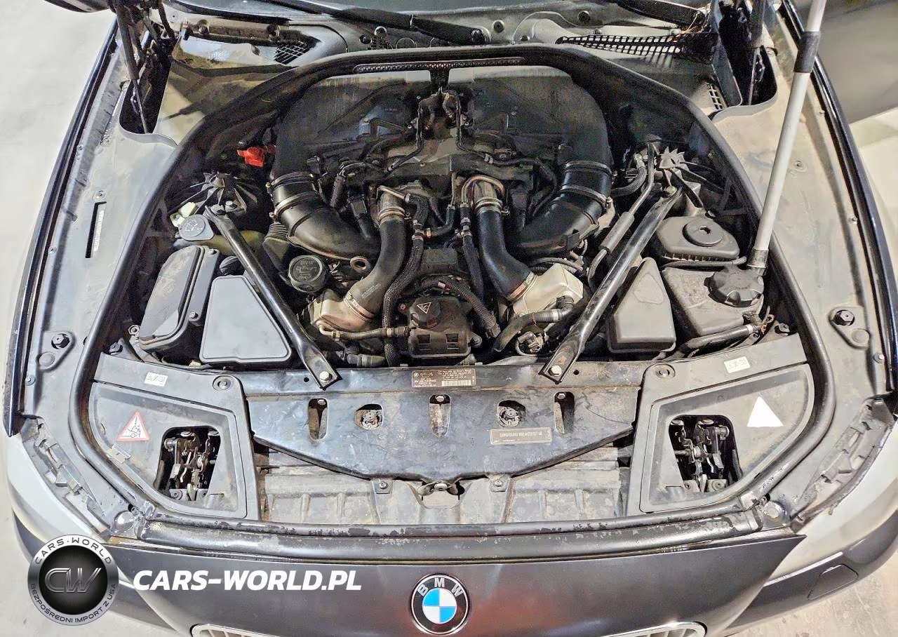 2011 BMW 550I VIN:WBAFR9C58BC270071 - 11