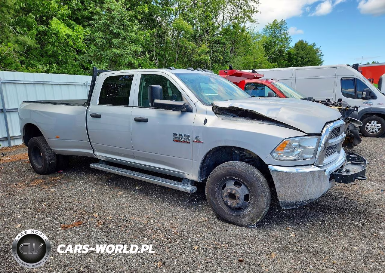 2017 Ram 3500 St VIN:3C63RRGL1HG736886 - 4
