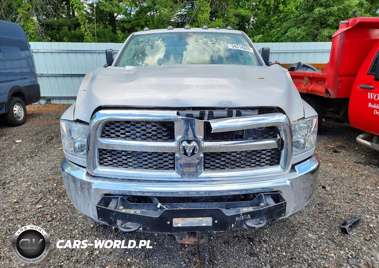 2017 Ram 3500 St VIN:3C63RRGL1HG736886 - 5