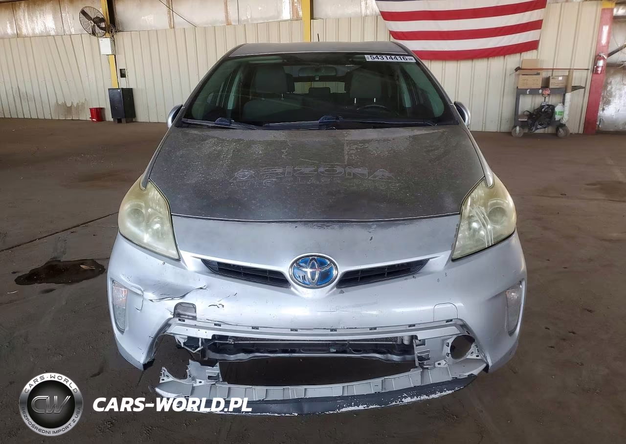 2013 Toyota Prius Two VIN:JTDKN3DU6D0340493 - 5