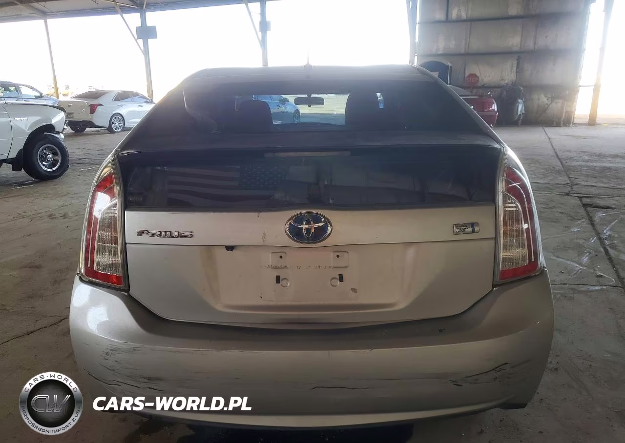 2013 Toyota Prius Two VIN:JTDKN3DU6D0340493 - 6