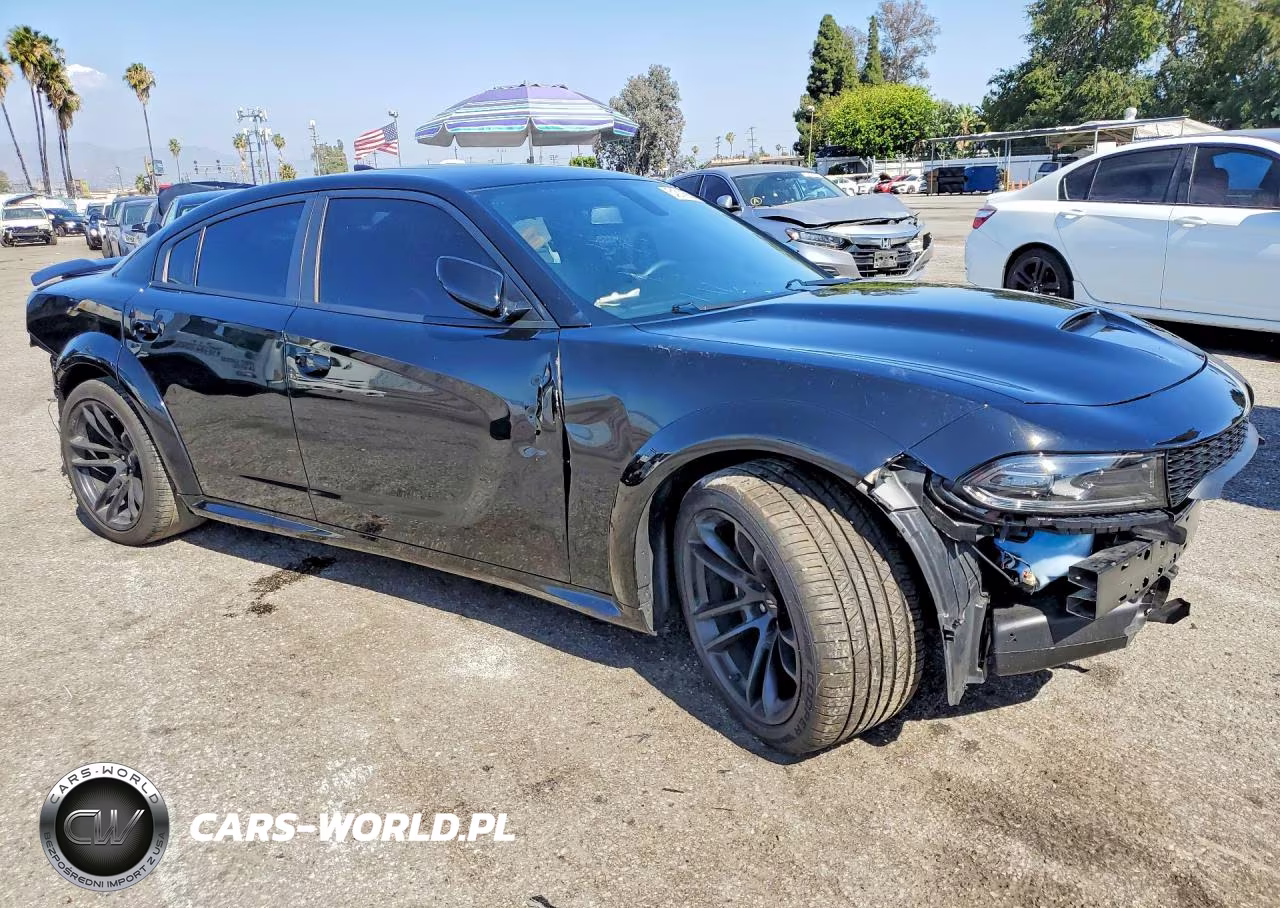 2022 Dodge Charger Scat Pack VIN:2C3CDXGJ1NH189614 - 4