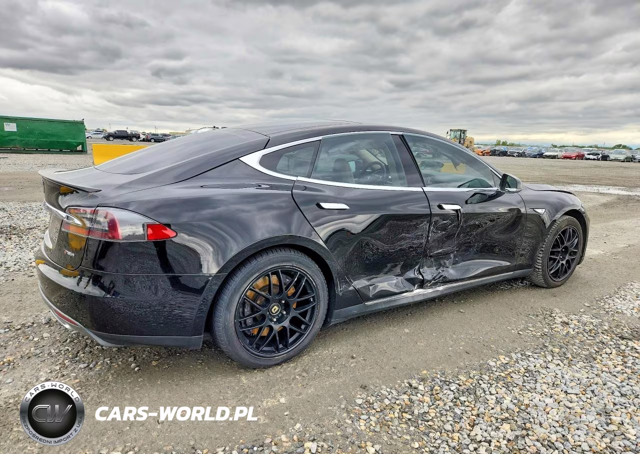 2013 Tesla Model S VIN:5YJSA1DP4DFP13638 - 3