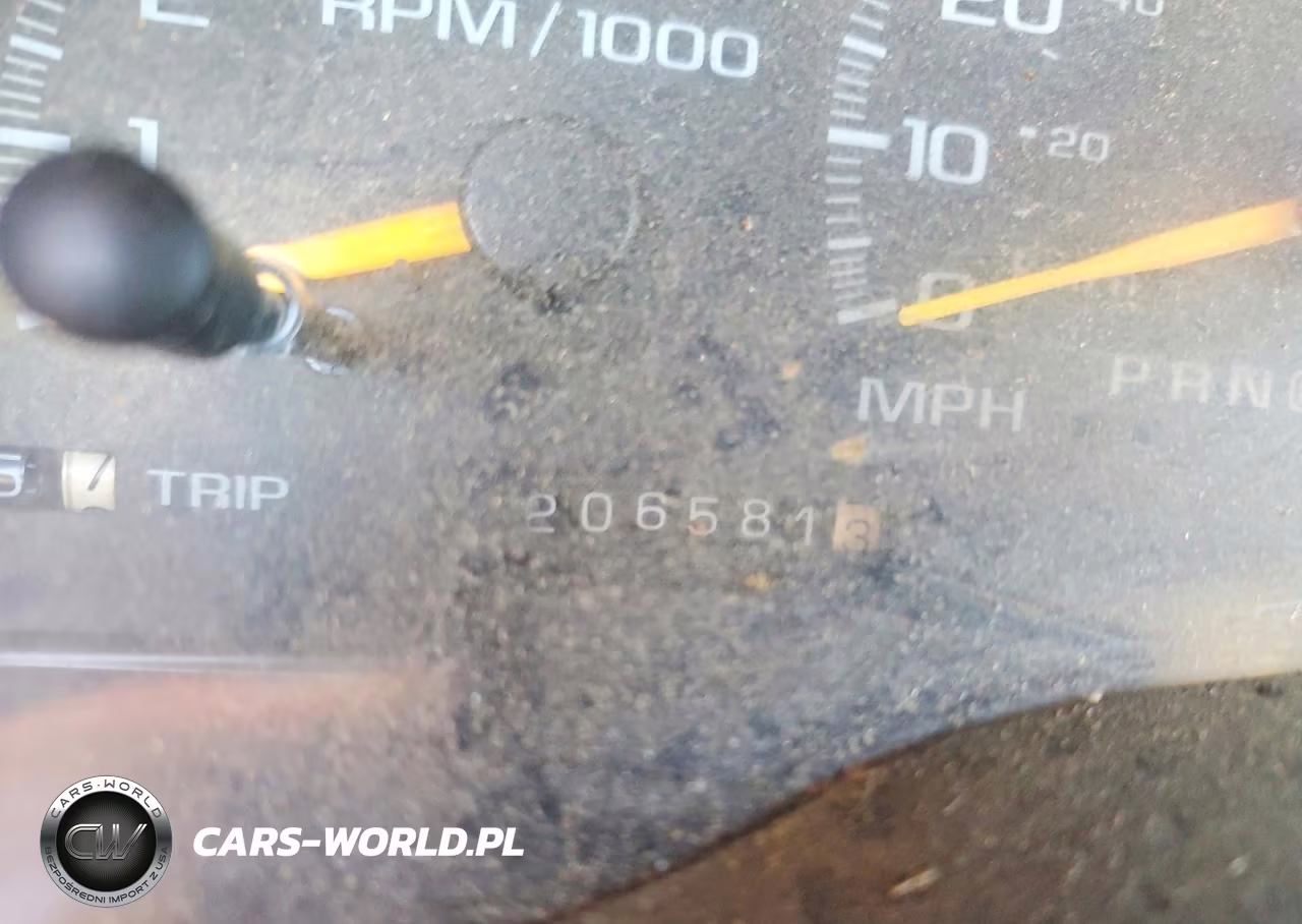 1997 Chevrolet Tahoe K1500 VIN:1GNEK13R0VJ375945 - 9