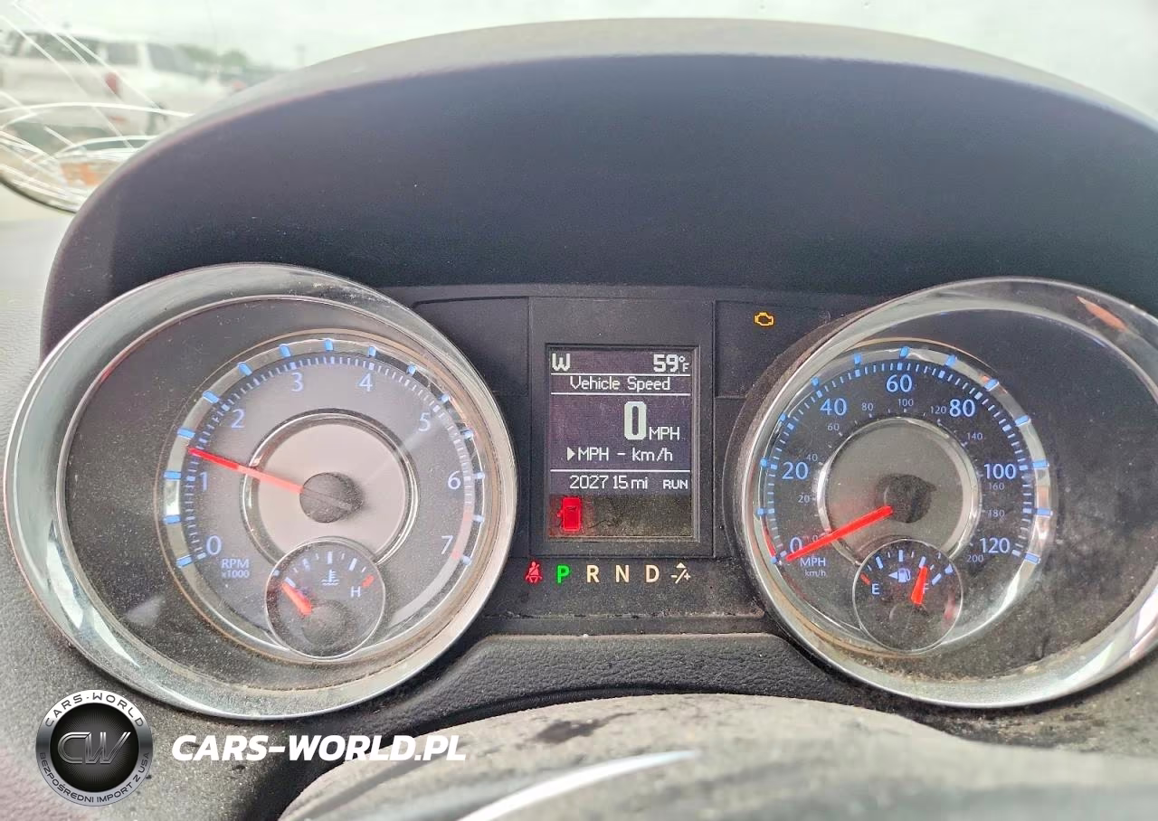 2014 Chrysler Town & Country Touring VIN:2C4RC1BG3ER442900 - 9