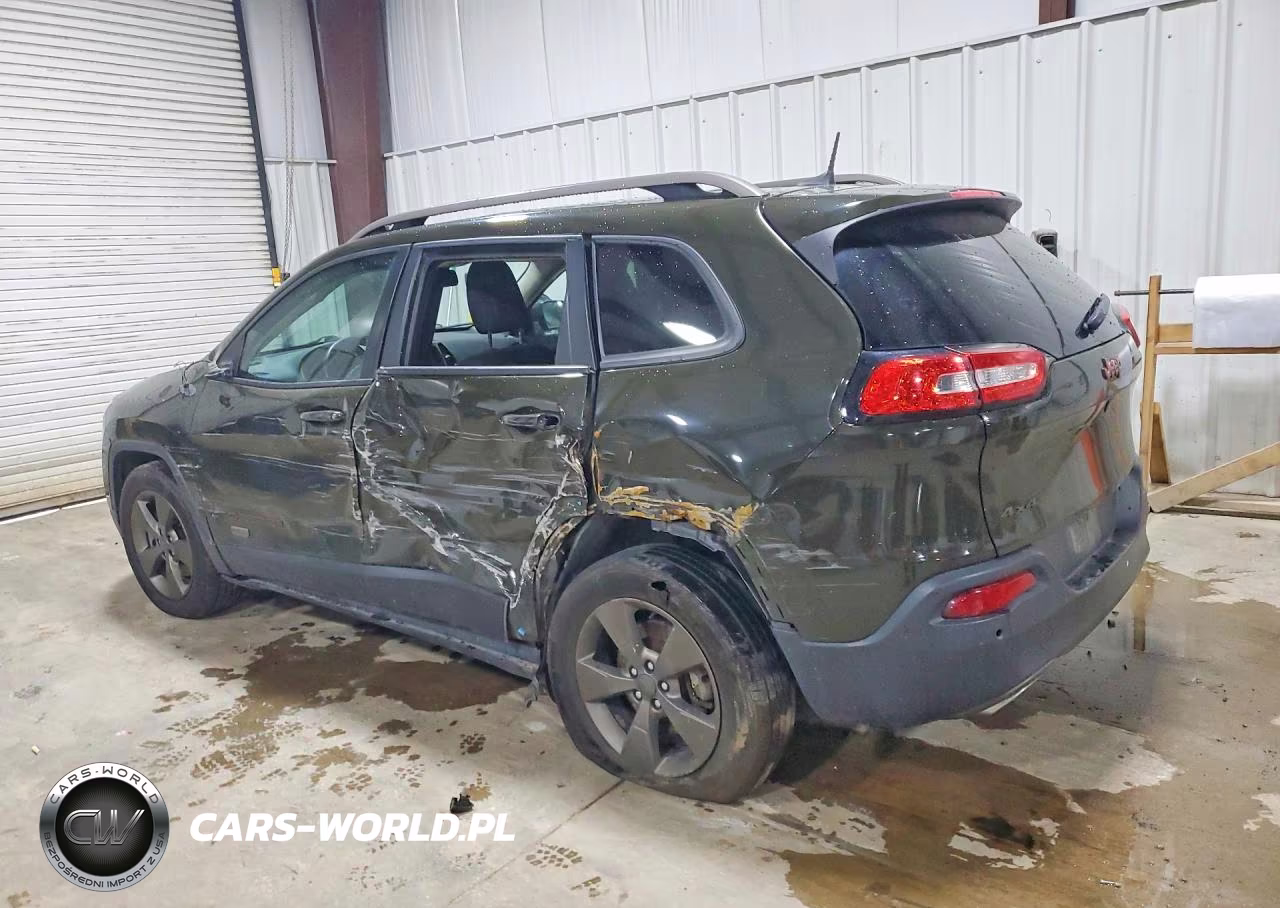 2017 Jeep Cherokee Latitude VIN:1C4PJMCS8HW530449 - 2