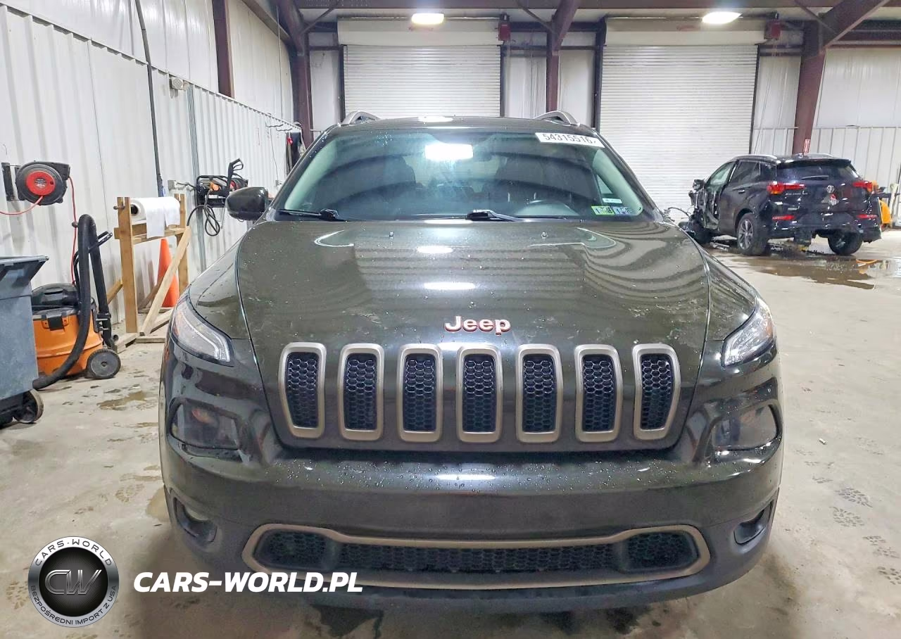 2017 Jeep Cherokee Latitude VIN:1C4PJMCS8HW530449 - 5