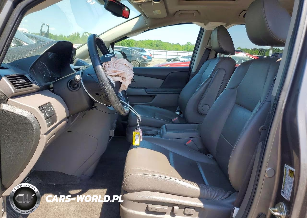 2014 Honda Odyssey Touring VIN:5FNRL5H97EB074295 - 7