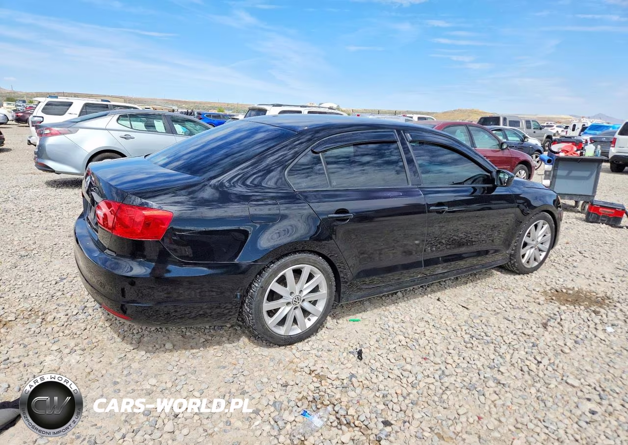 2011 Volkswagen Jetta Base VIN:3VW2K7AJXBM361879 - 3
