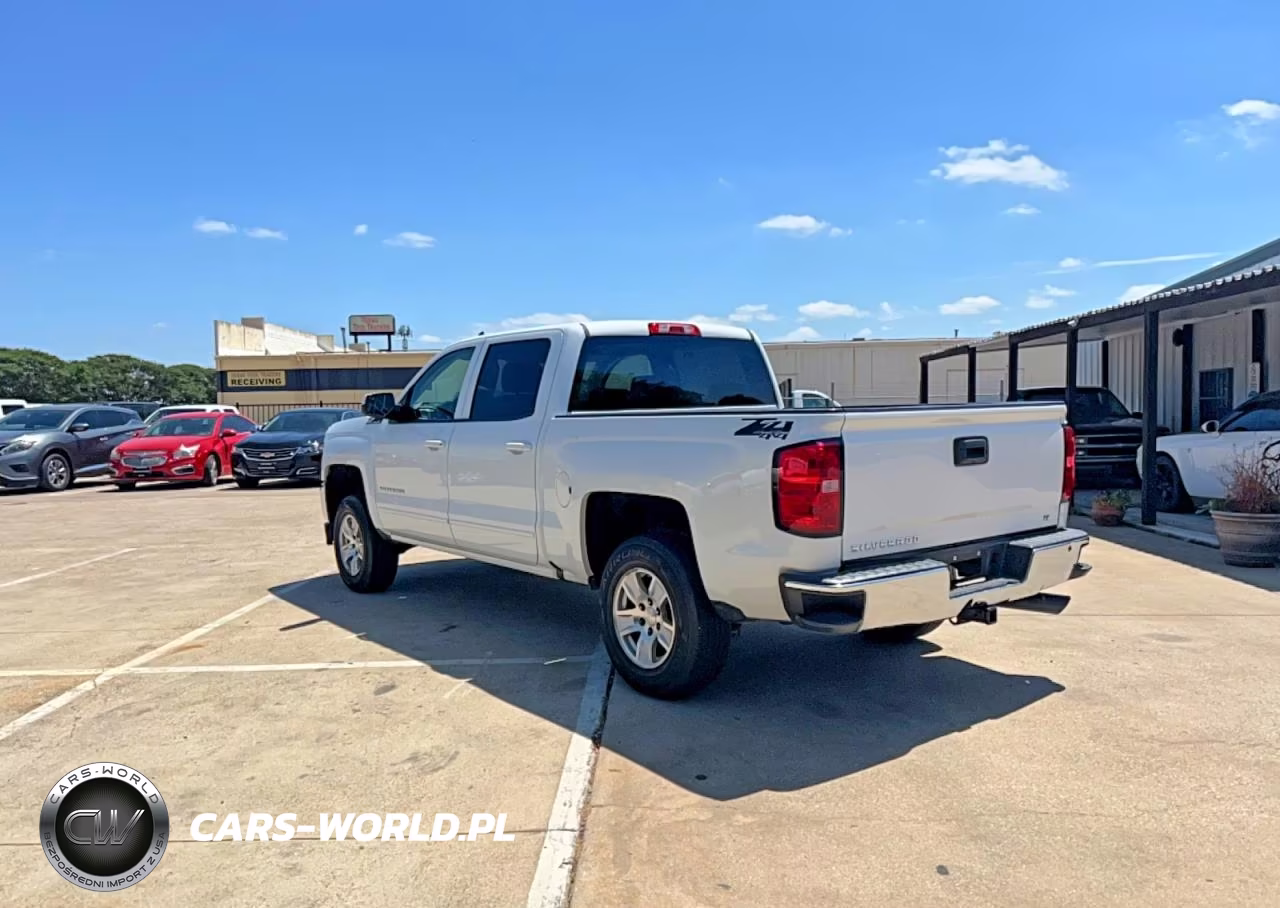 2018 Chevrolet Silverado C1500 Lt VIN:3GCUCRER0JG317259 - 3