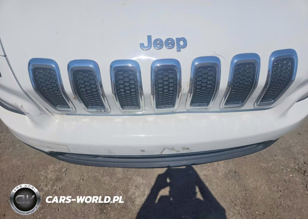 2015 Jeep Cherokee Latitude VIN:1C4PJMCS0FW795556 - 12
