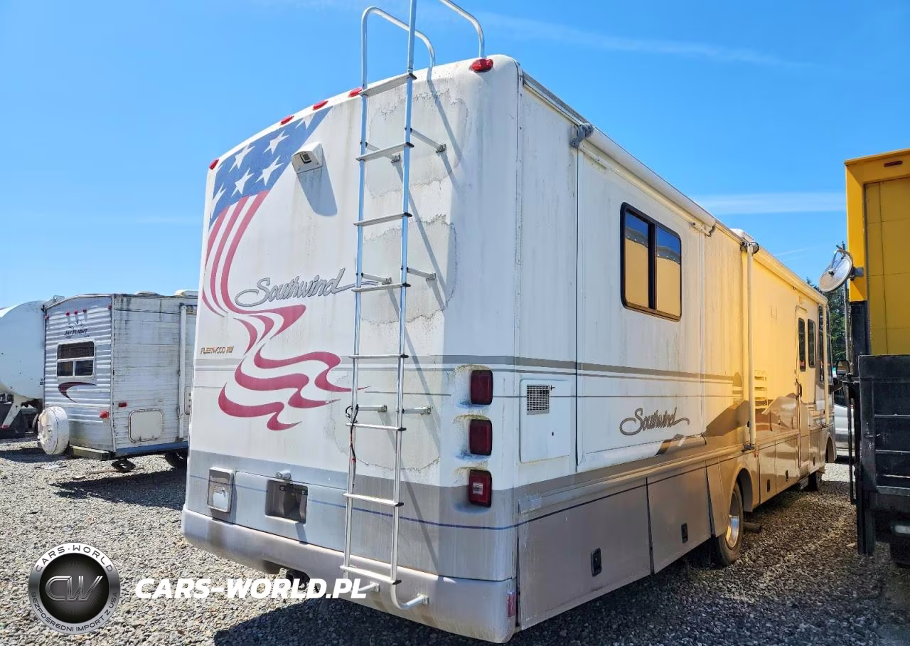 2000 Ftwd Motorhome VIN:3FCNF53S5YJA06966 - 4