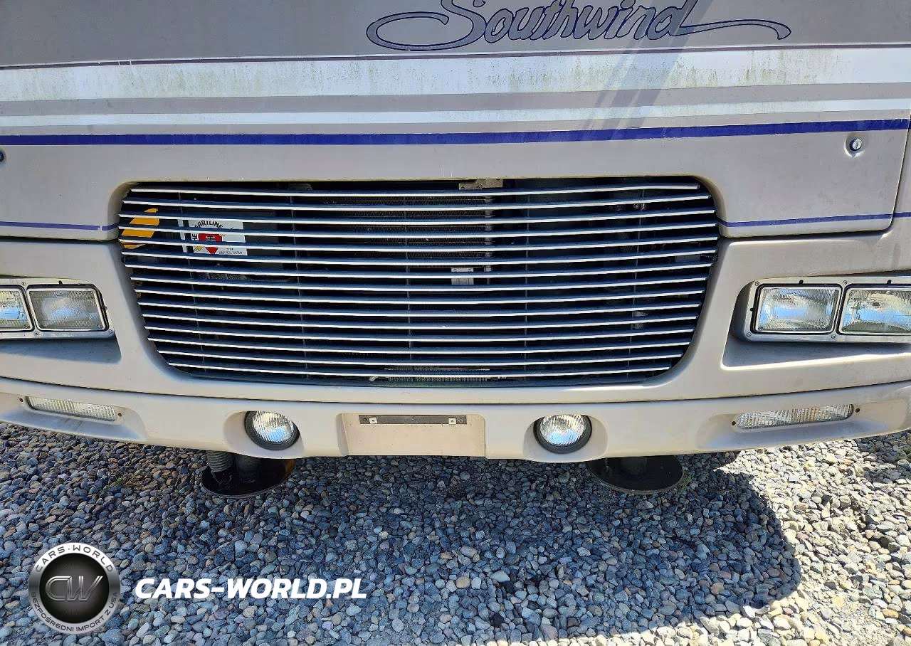 2000 Ftwd Motorhome VIN:3FCNF53S5YJA06966 - 7