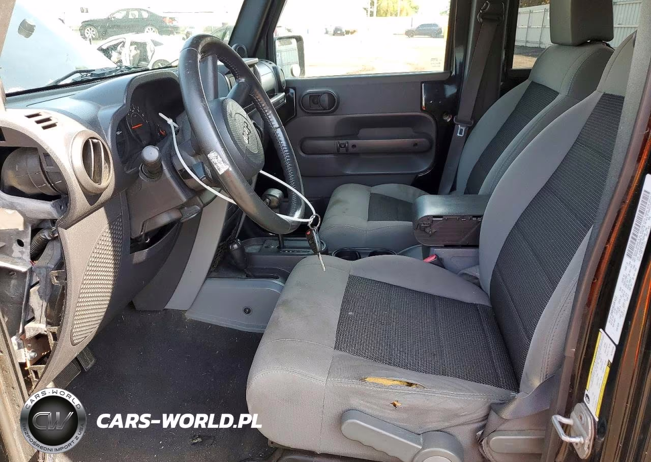 2009 Jeep Wrangler Unlimited X VIN:1J4GA39189L752446 - 7