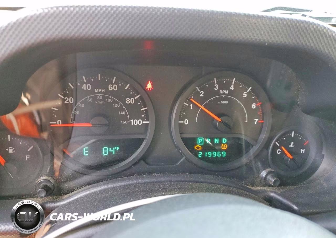 2009 Jeep Wrangler Unlimited X VIN:1J4GA39189L752446 - 9