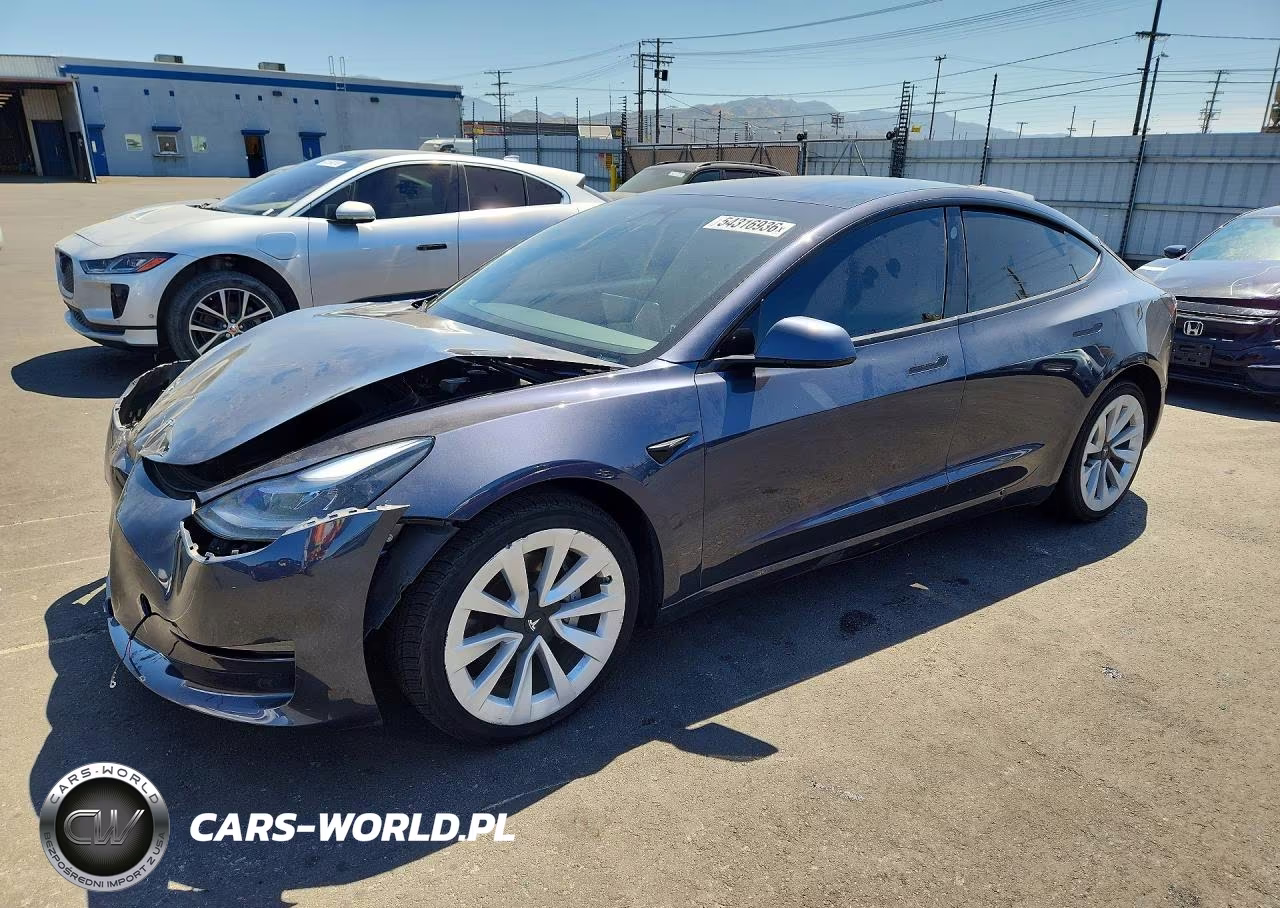2023 Tesla Model 3 – zdjęcie 1 z 12