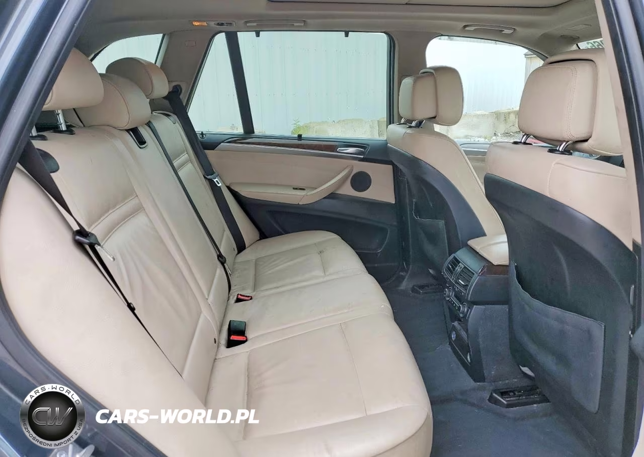 2013 BMW X5 xDrive35I VIN:5UXZV4C58D0B03102 - 11