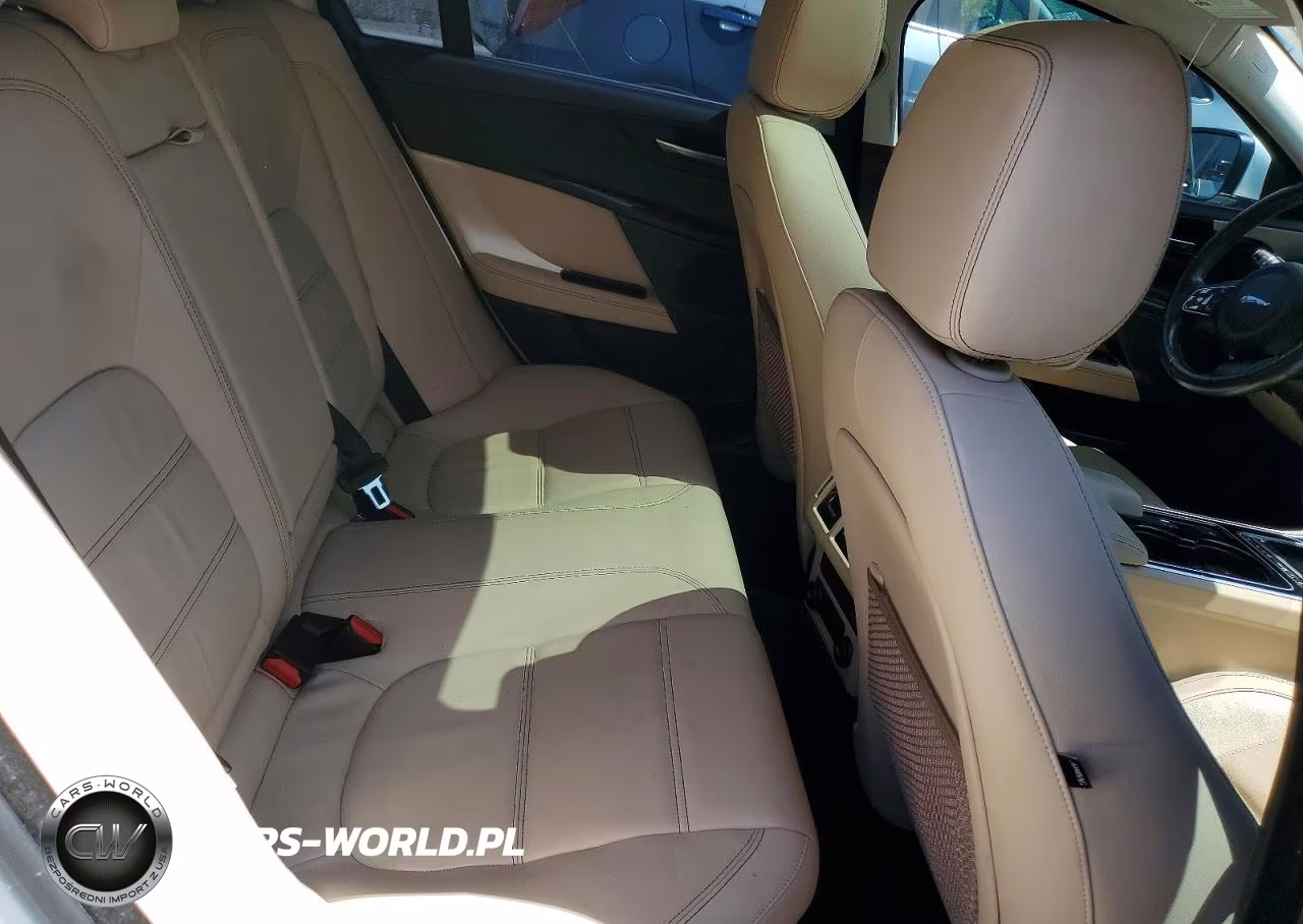 2017 Jaguar Xe Prestige VIN:SAJAK4BN1HA953967 - 10