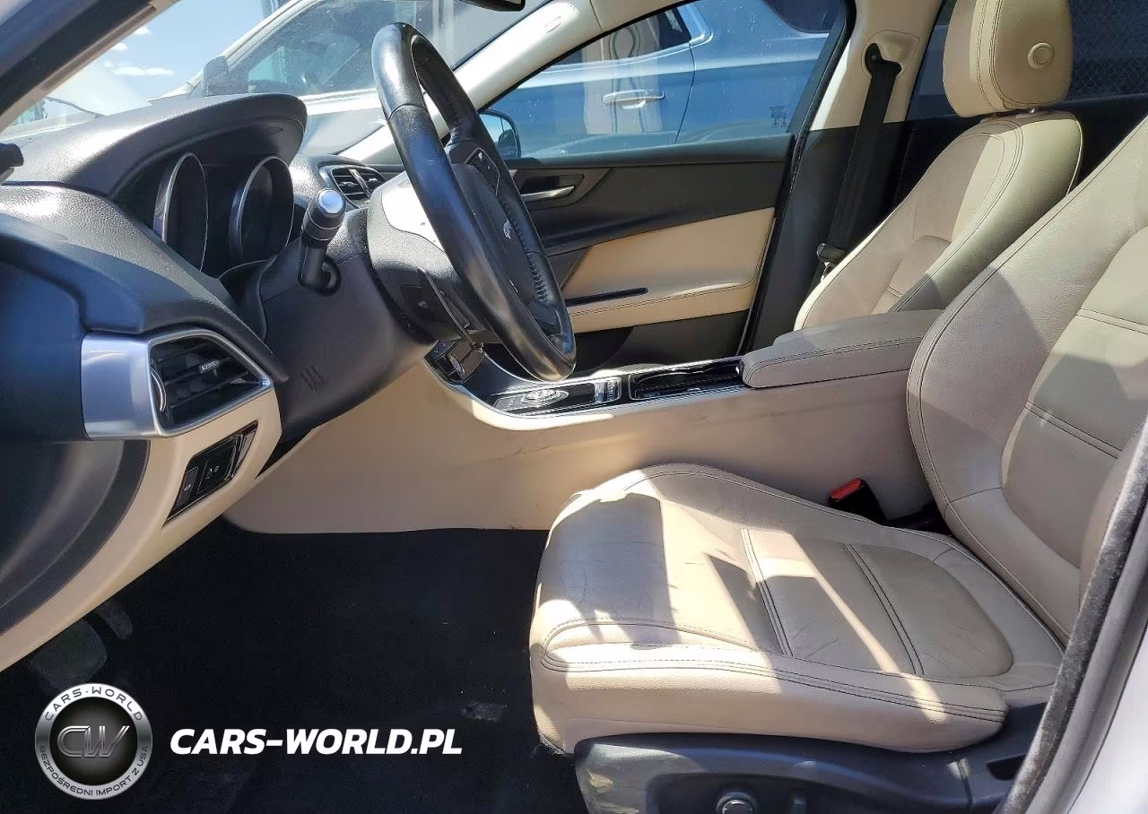 2017 Jaguar Xe Prestige VIN:SAJAK4BN1HA953967 - 7