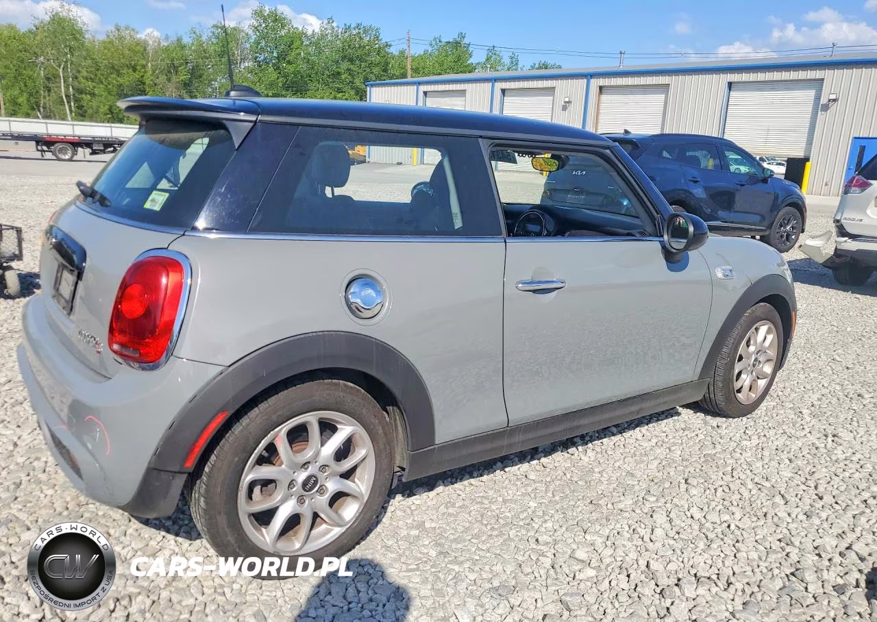 2015 Mini Cooper S VIN:WMWXP7C50F2A58634 - 3