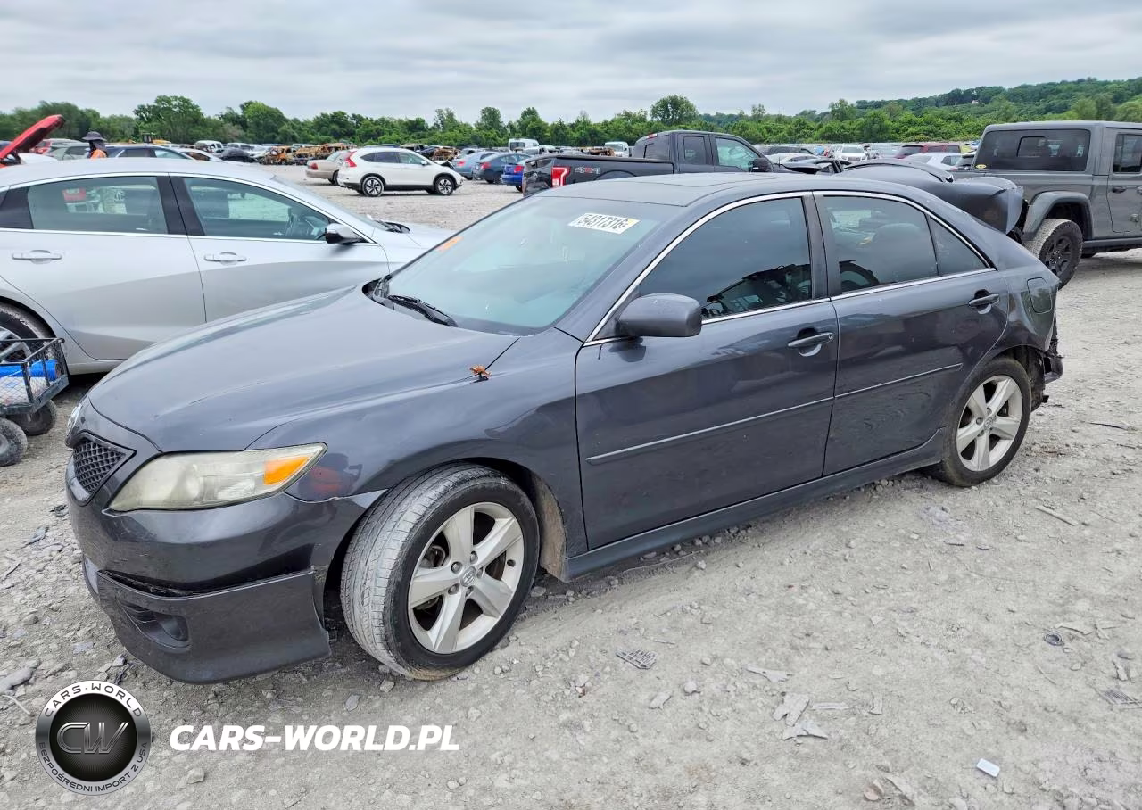 2011 Toyota Camry Se – zdjęcie 1 z 12