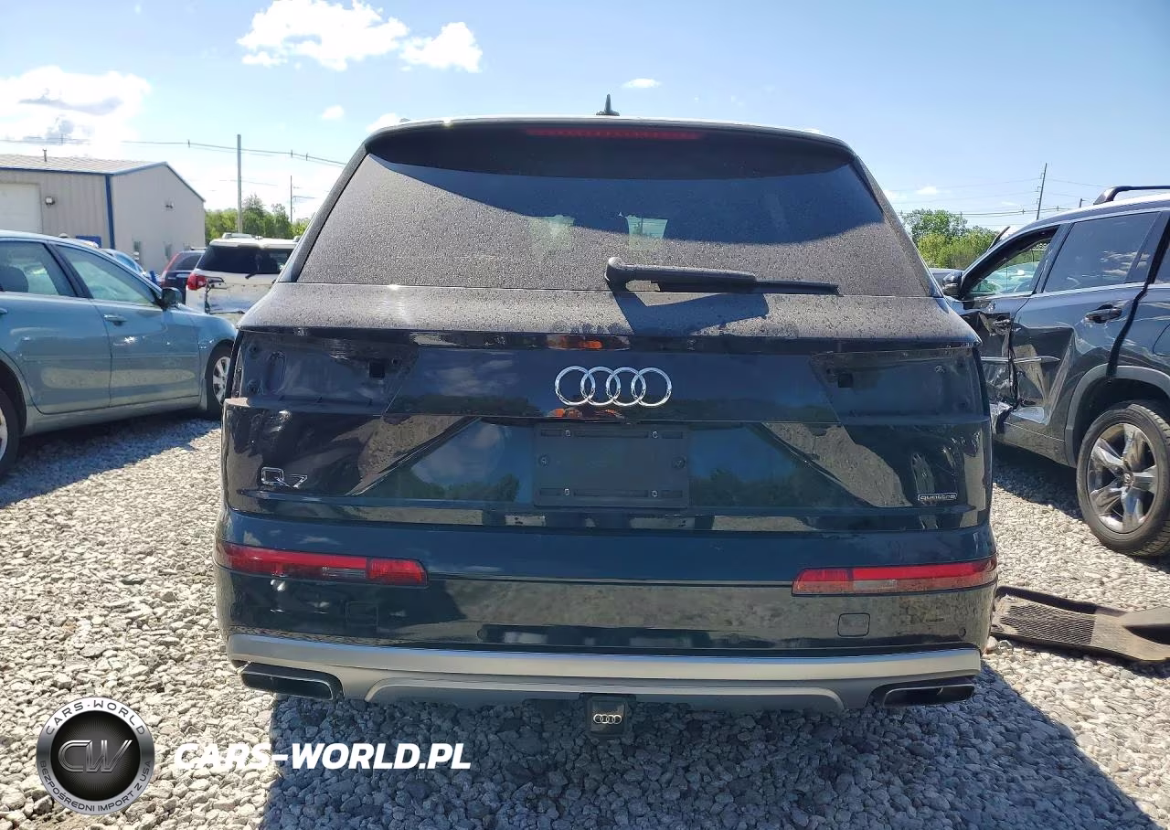 2018 Audi Q7 Premium Plus VIN:WA1LHAF76JD029300 - 6