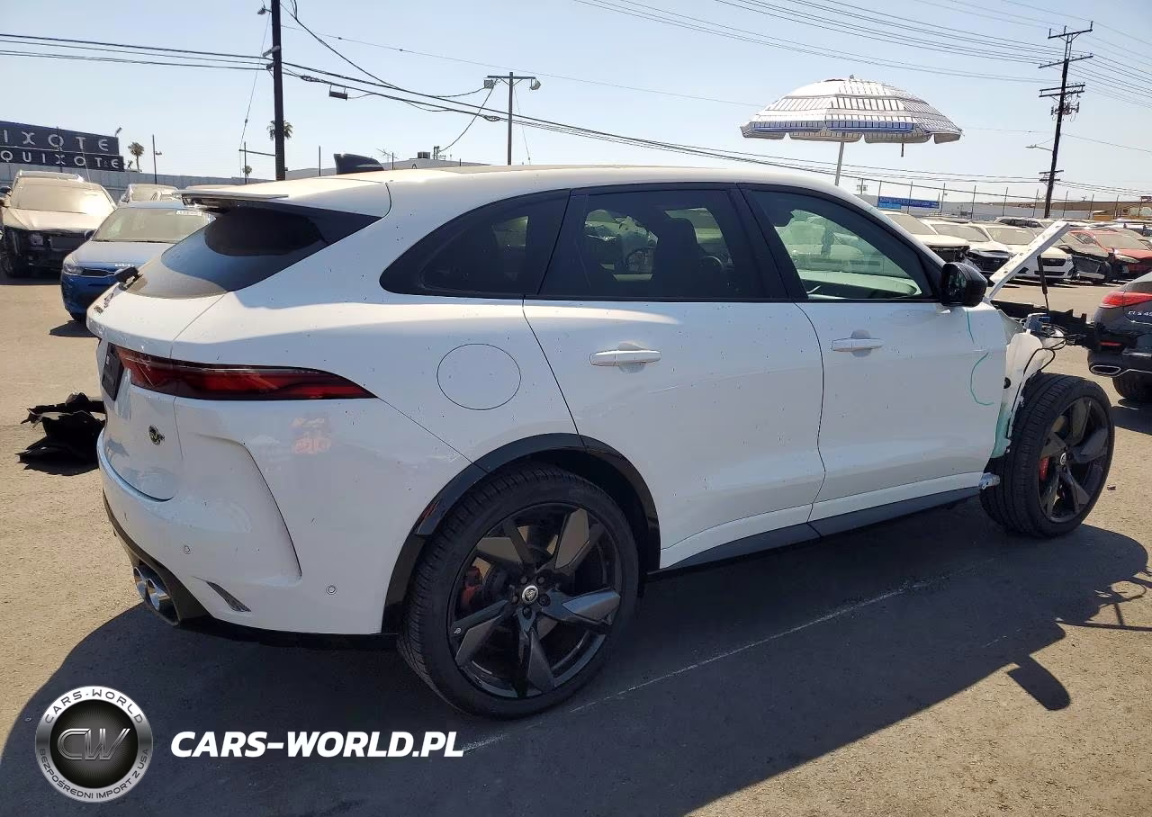 2025 Jaguar F-Pace Svr 575 Edition VIN:SADCZ2FE8SA753844 - 3