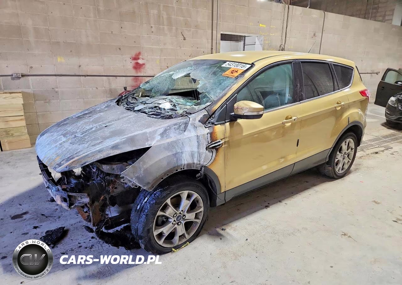 2014 Ford Escape Titanium – zdjęcie 1 z 13