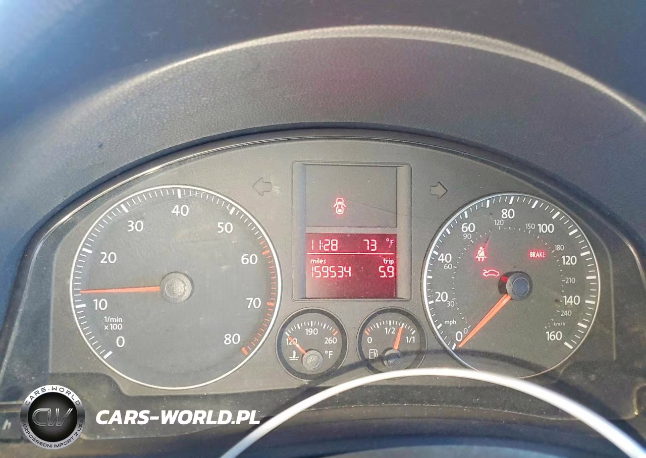 2007 Volkswagen Rabbit VIN:WVWCS71KX7W131895 - 9