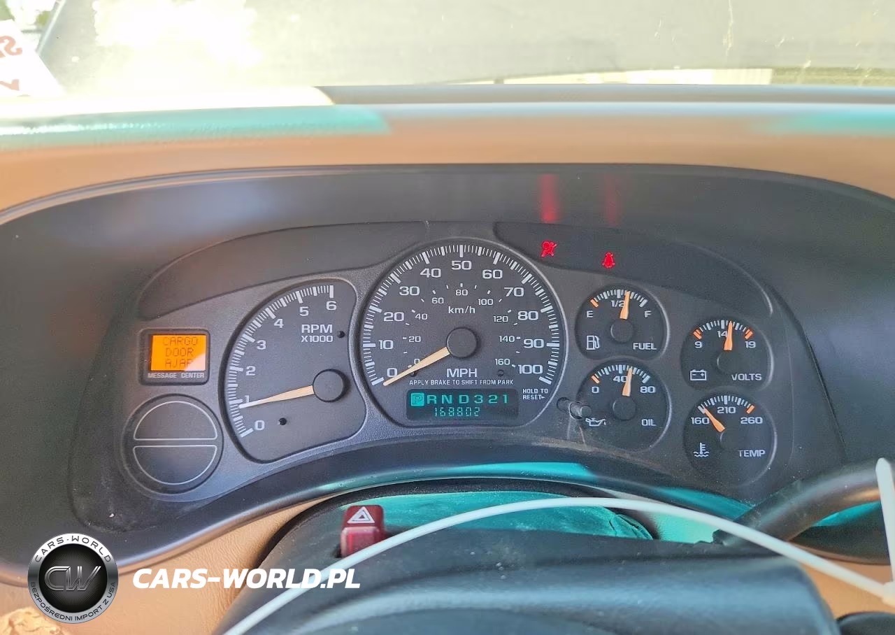 2001 Chevrolet Suburban C1500 VIN:3GNEC16T41G285312 - 9