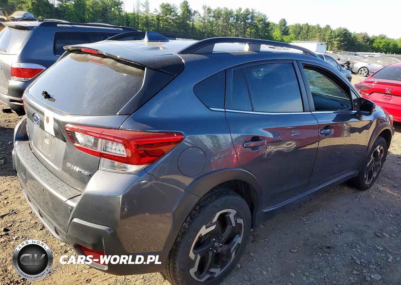 2023 Subaru Crosstrek Limited VIN:JF2GTHMC0P8217859 - 3