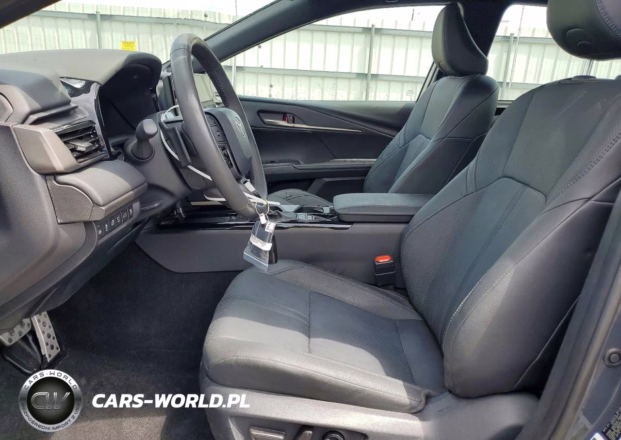 2026 Toyota Camry Xse VIN:4T1DAACK4TU652291 - 7