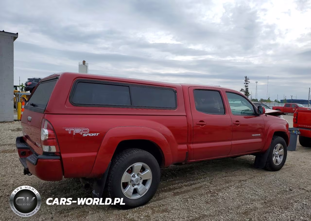 2010 Toyota Tacoma Double Cab Long Bed VIN:3TMMU4FN0AM015922 - 3