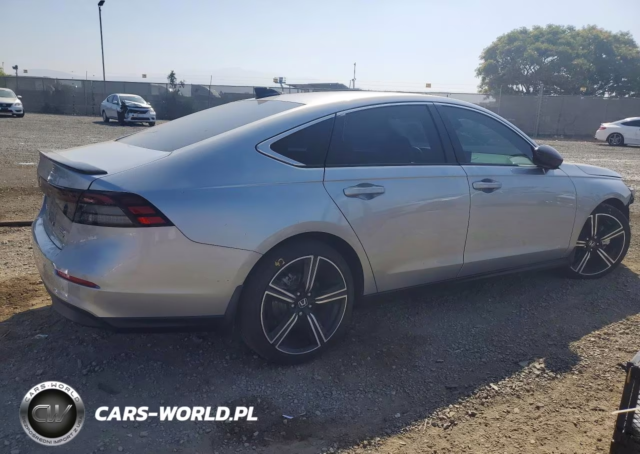 2025 Honda Accord Hybrid Sport VIN:1HGCY2F52SA070389 - 3