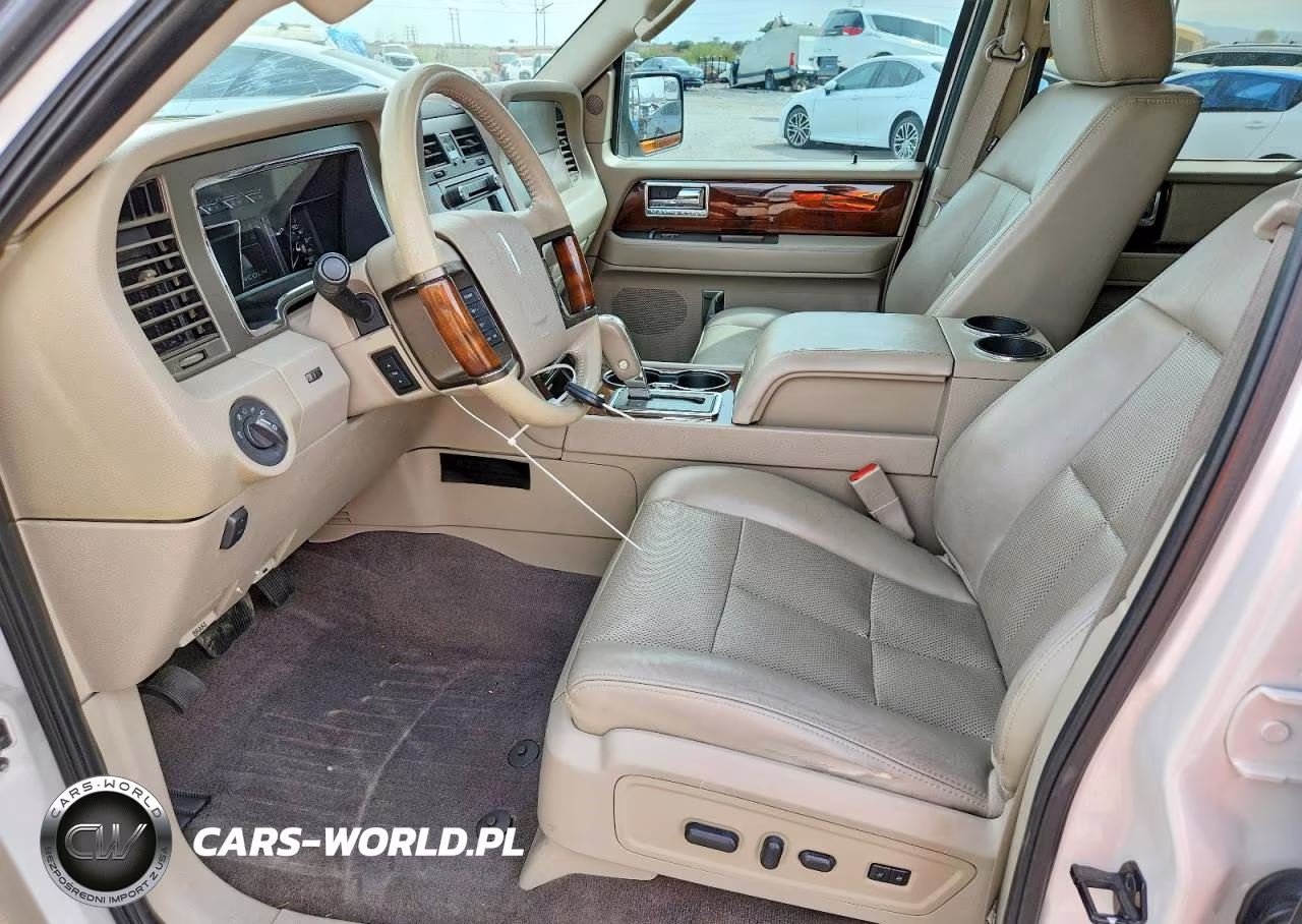 2014 Lincoln Navigator VIN:5LMJJ2H58EEL05830 - 7