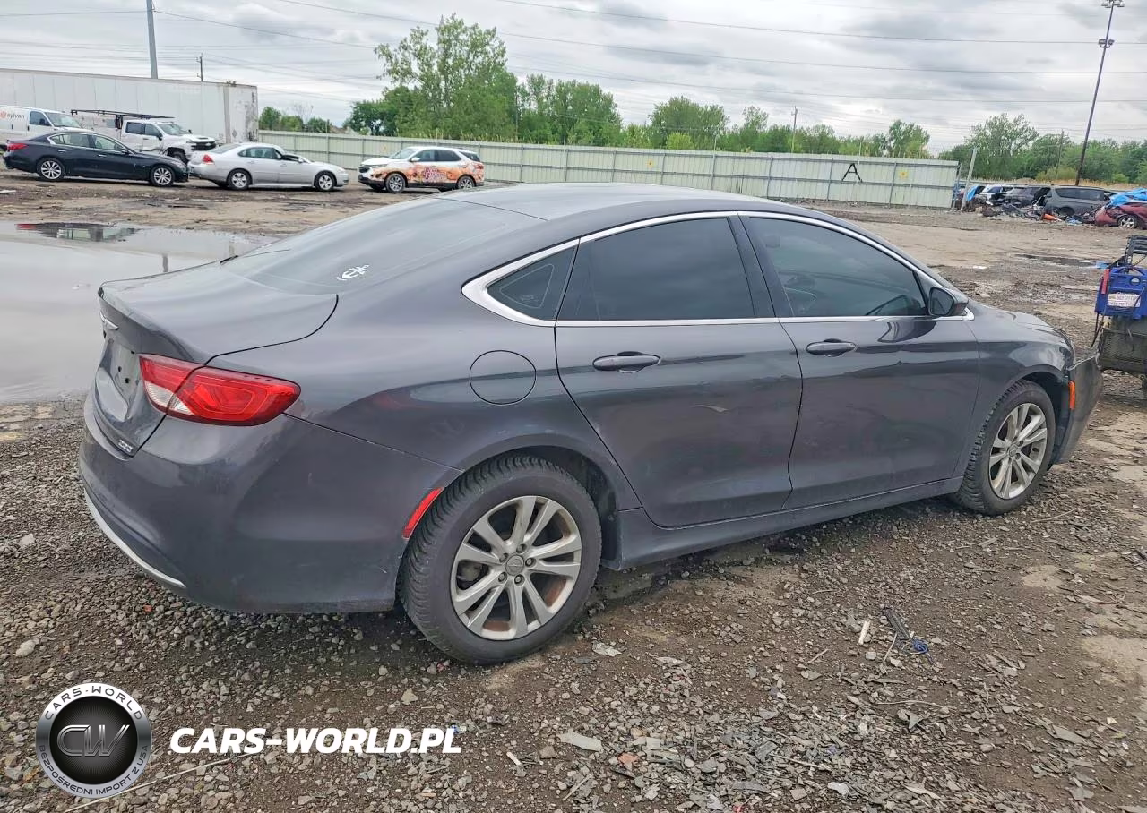2015 Chrysler 200 Limited VIN:1C3CCCAB2FN552413 - 3