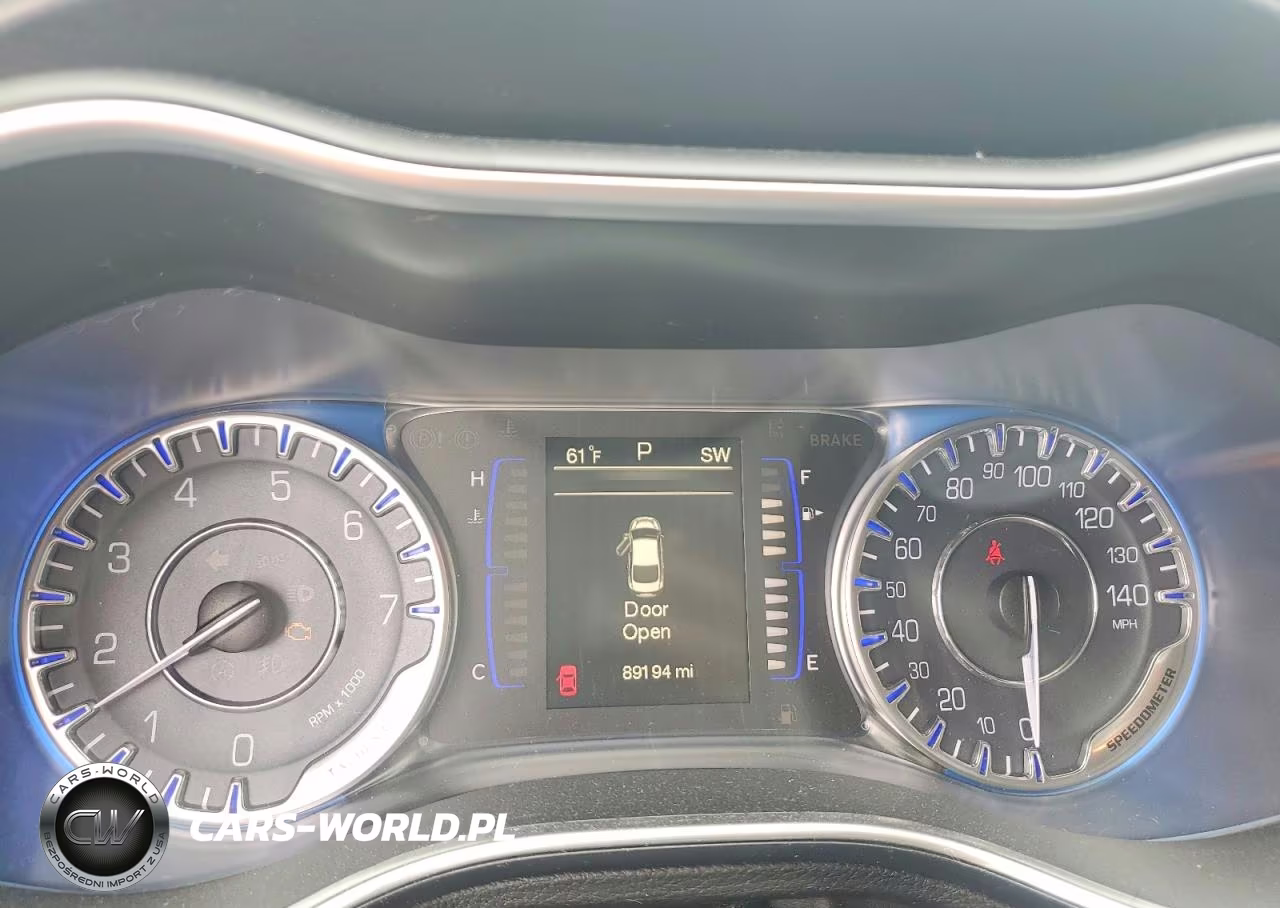 2015 Chrysler 200 Limited VIN:1C3CCCAB2FN552413 - 9