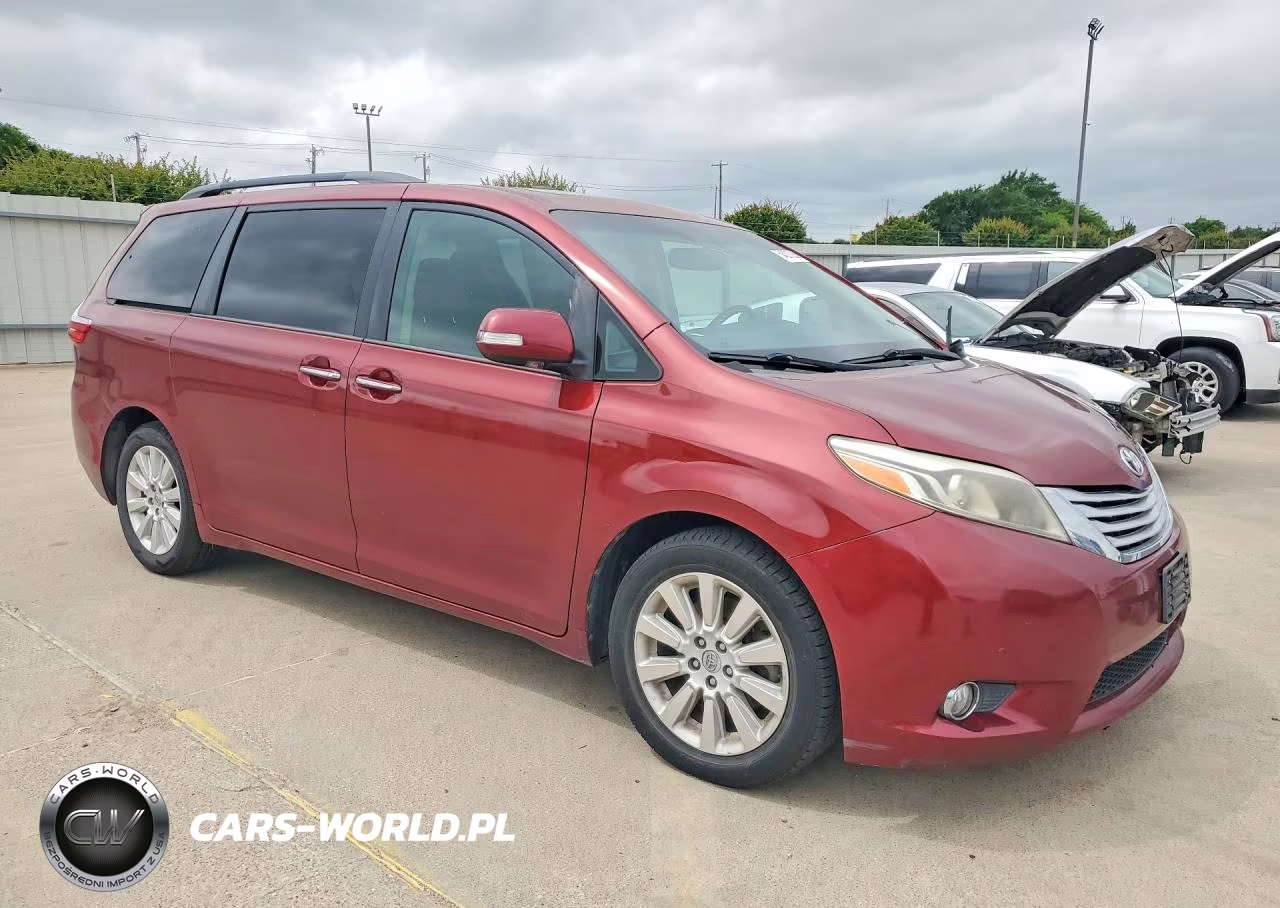 2015 Toyota Sienna Limited 7-Passenger VIN:5TDYK3DC4FS643587 - 4