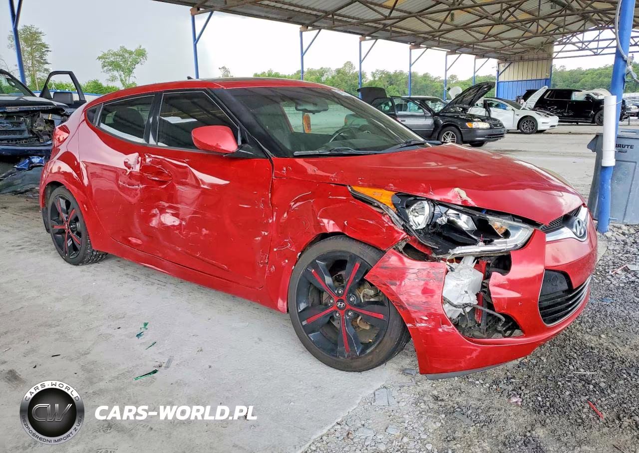 2016 Hyundai Veloster Base VIN:KMHTC6AD3GU253501 - 4