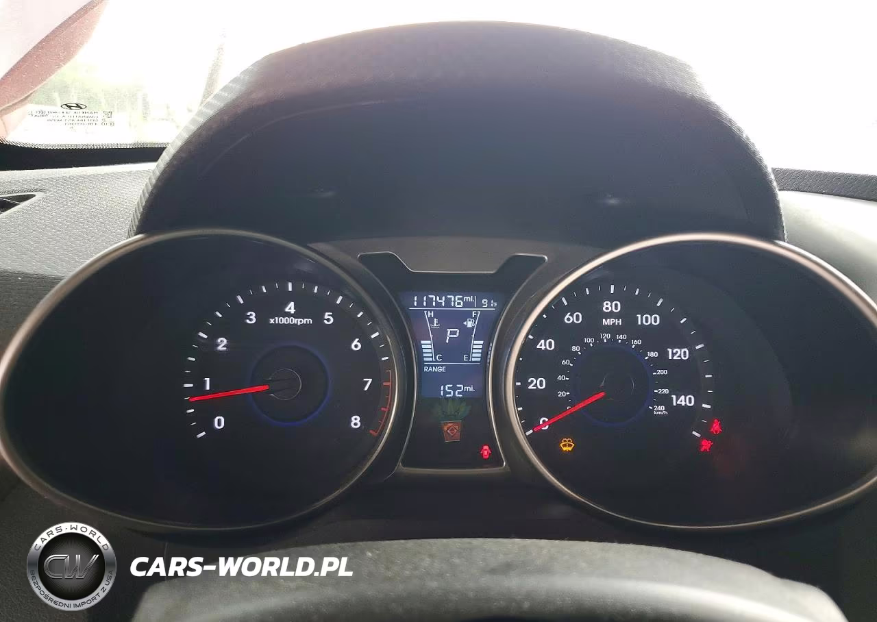 2016 Hyundai Veloster Base VIN:KMHTC6AD3GU253501 - 9
