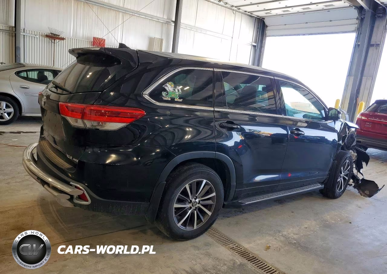 2017 Toyota Highlander Xle VIN:5TDJZRFH9HS394795 - 3