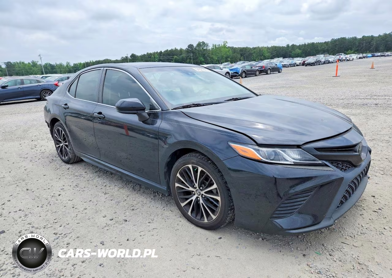 2018 Toyota Camry Se VIN:JTNB11HK7J3025863 - 4