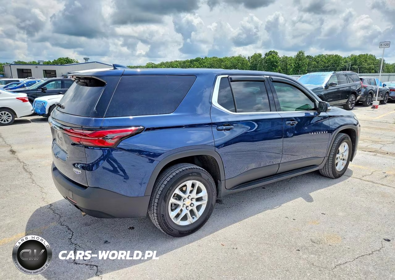 2023 Chevrolet Traverse Ls VIN:1GNERFKW8PJ165192 - 3
