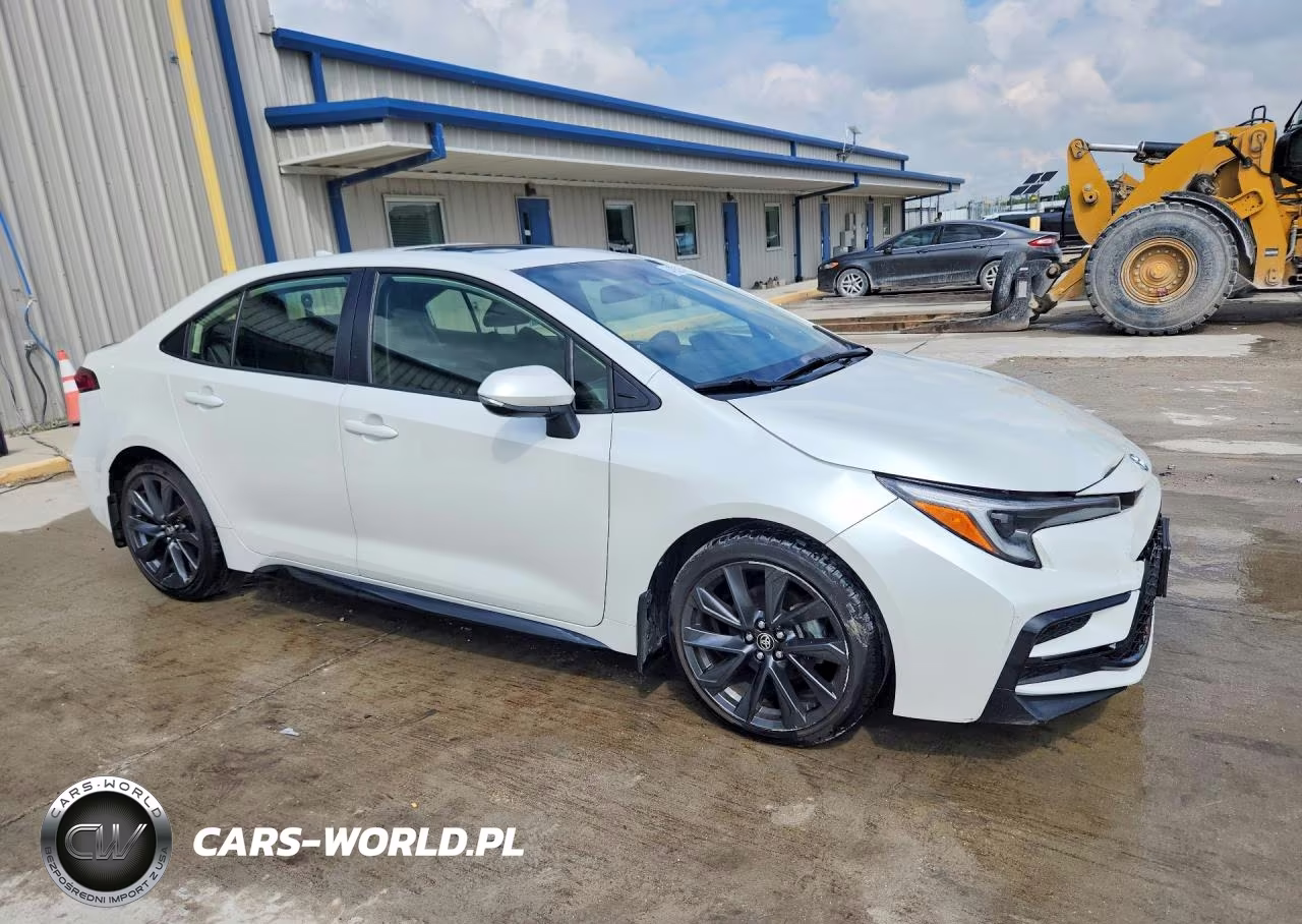 2024 Toyota Corolla Xse VIN:JTDT4MCE9RJ105482 - 4