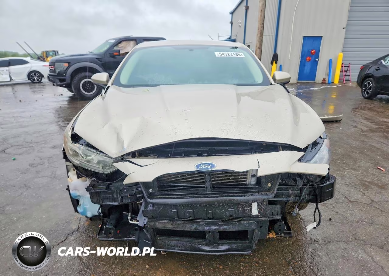 2018 Ford Fusion S VIN:3FA6P0G74JR261504 - 5