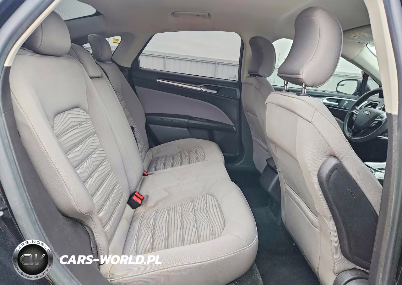 2016 Ford Fusion S VIN:3FA6P0G73GR258229 - 10