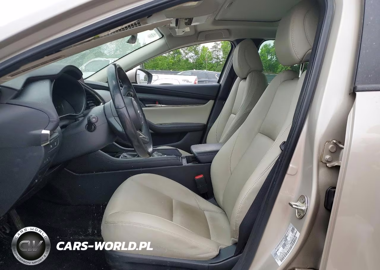 2024 Mazda 3 Preferred VIN:3MZBPACM5RM407635 - 7